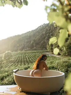 Afina escort in Rome
