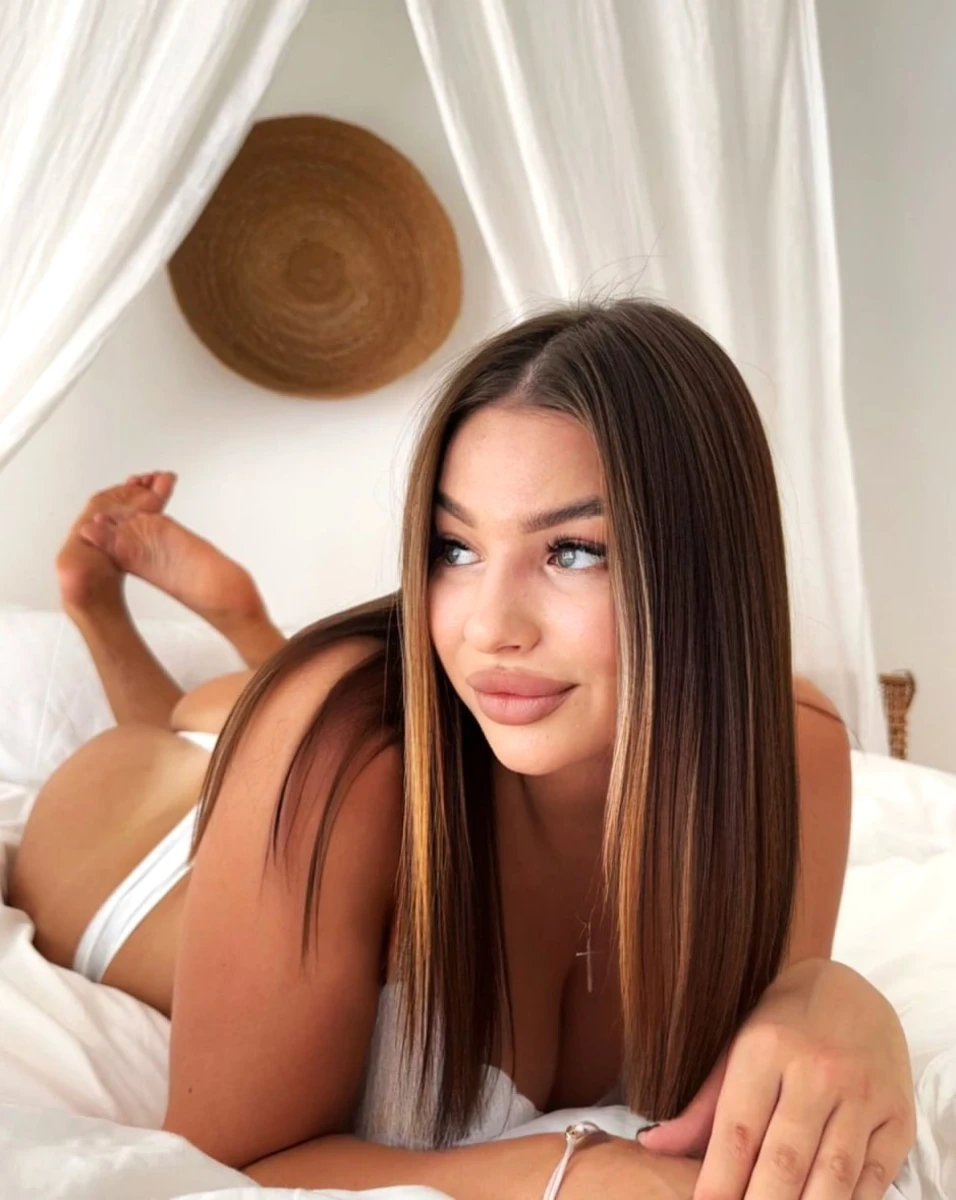 Aleksa escort in Milan