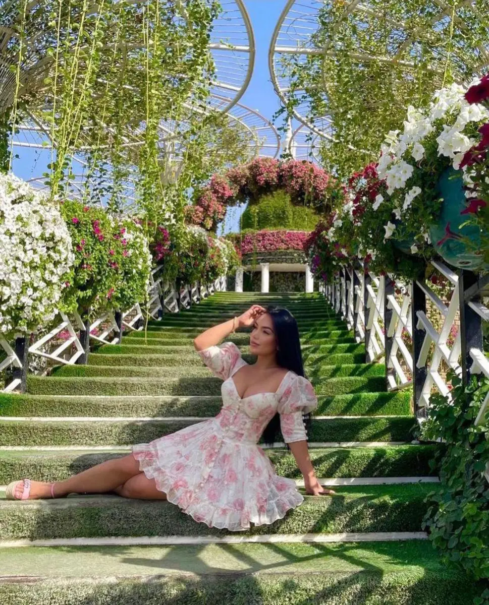  Anika escort in Milan