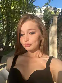Avrora escort in Rome