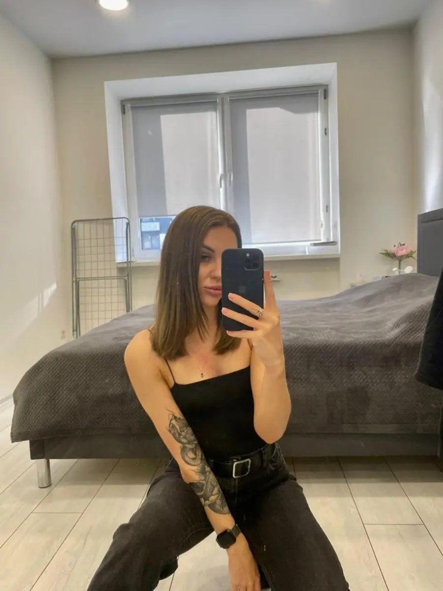 Elza escort in Rome