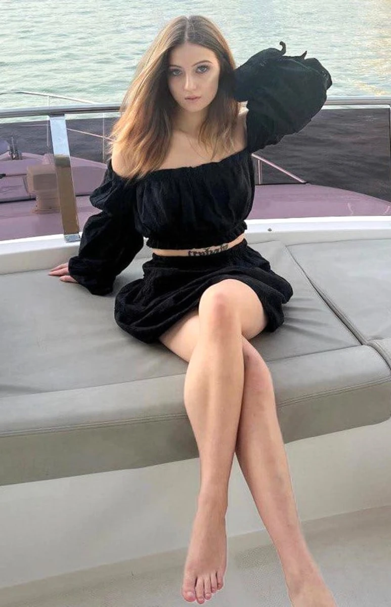Evelyn escort in Milan