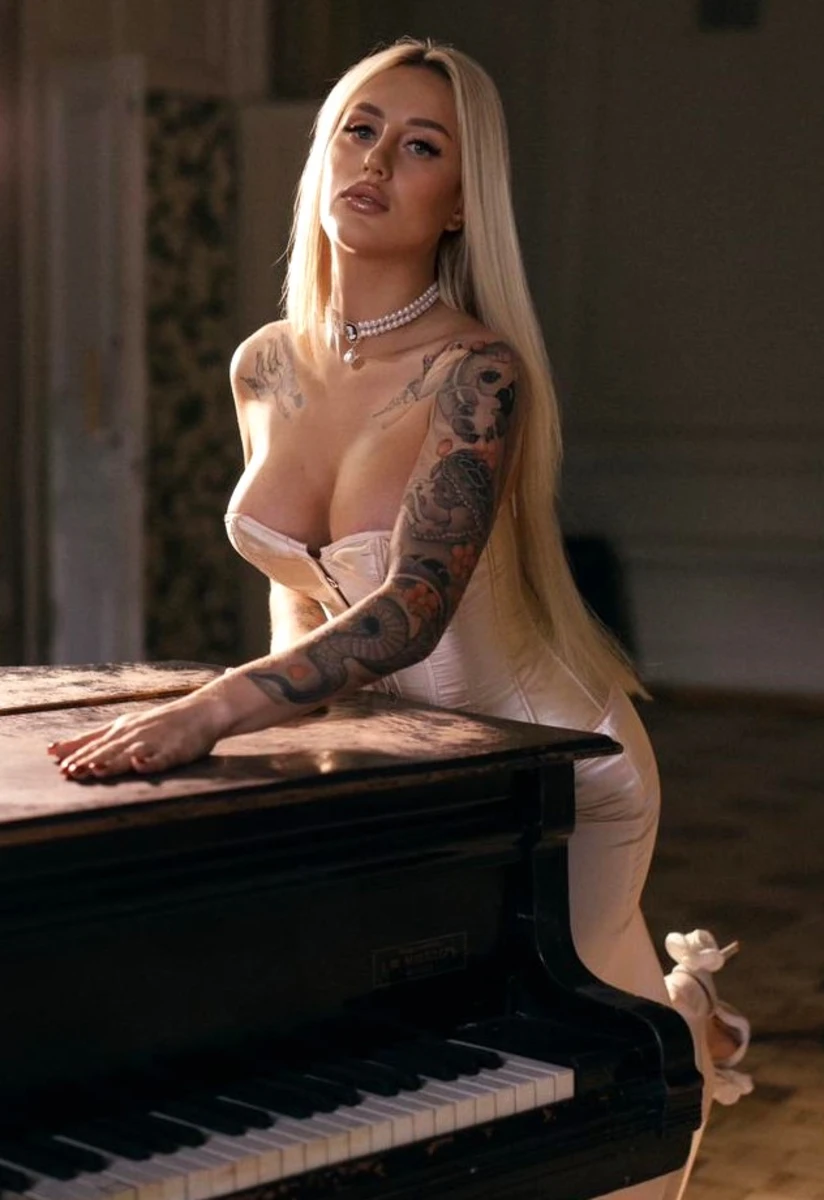 Gretta escort in Milan