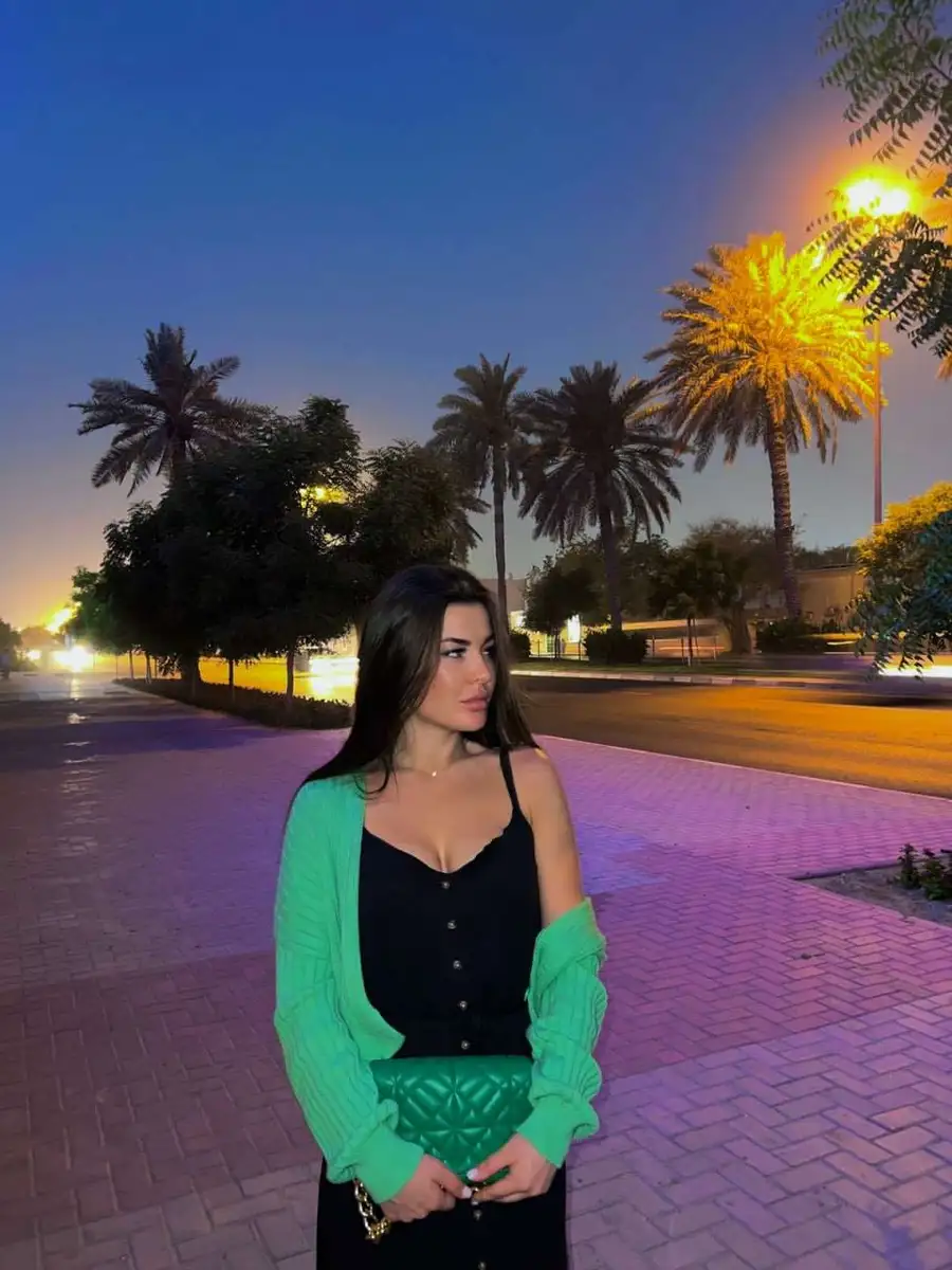 Inessa escort in Rome