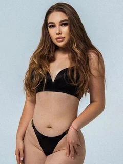  Liya escort in Milan