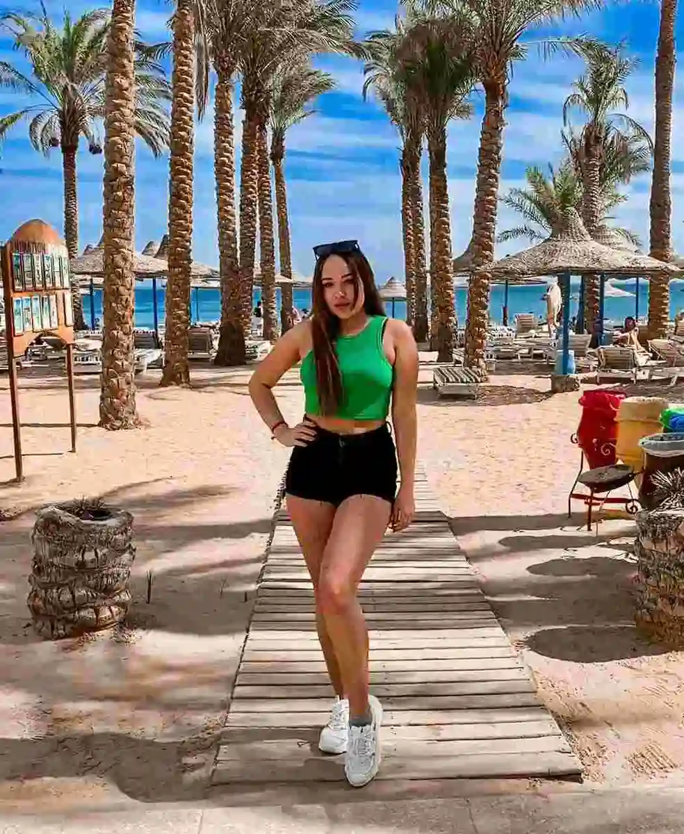 Malika escort in Rome