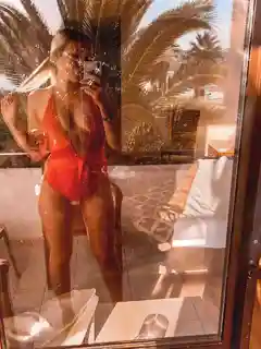 Malika escort in Rome