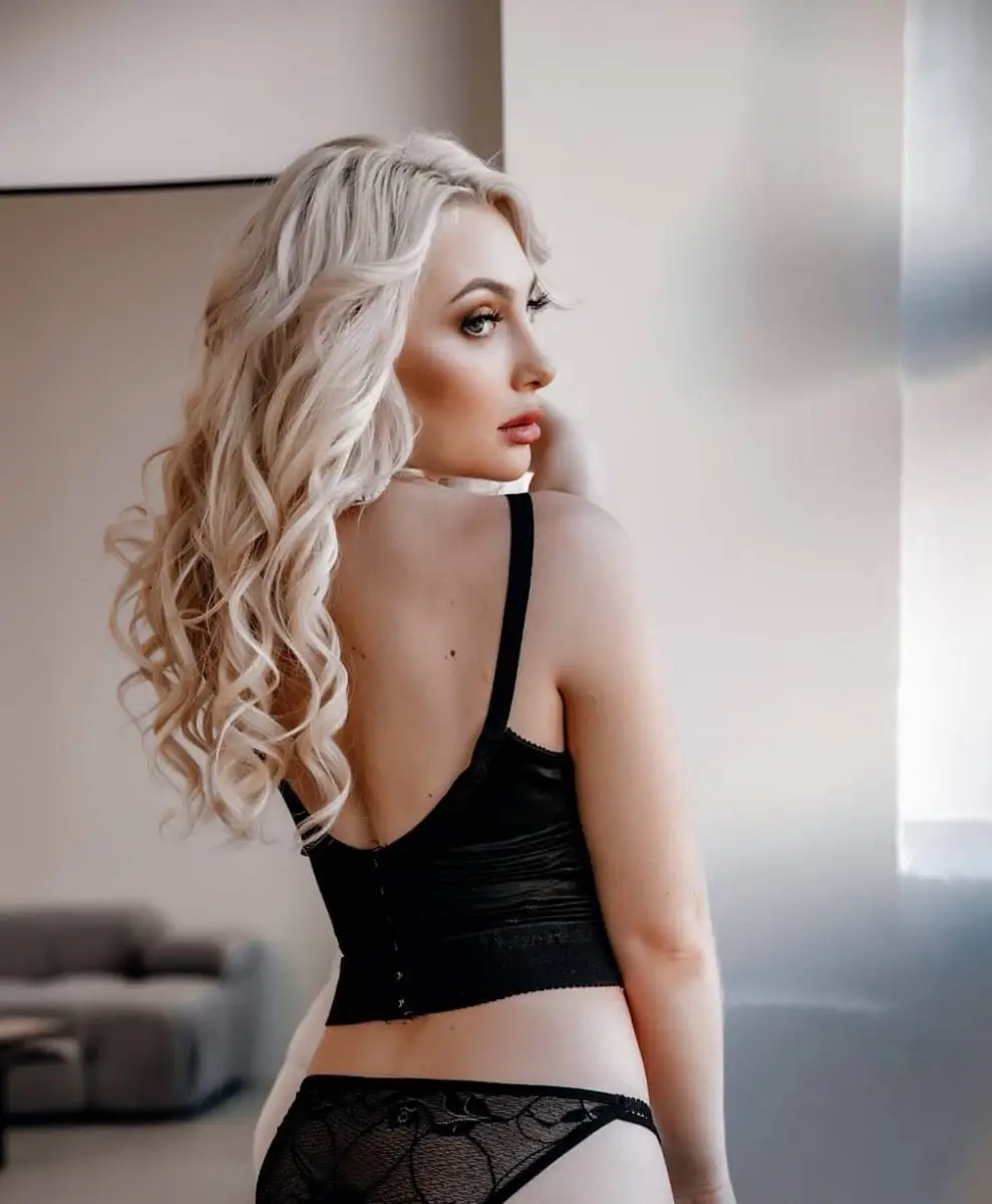 Margot escort in Rome