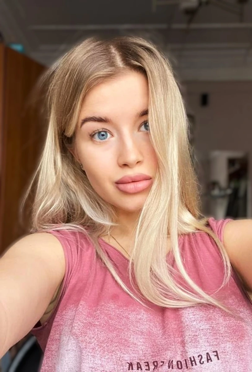 Maria escort in Milan