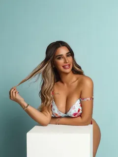 Maya escort in Rome