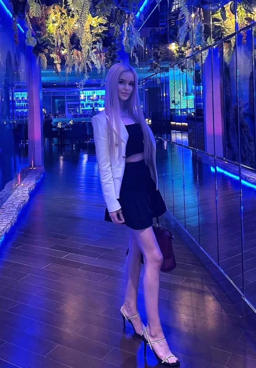 Milena escort in Milan
