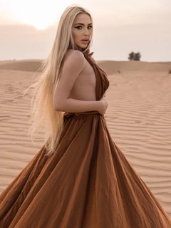 Nicole escort in Milan