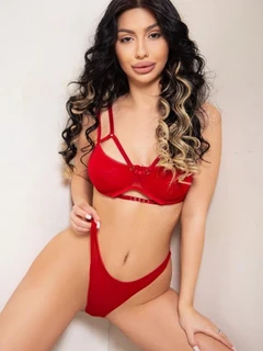 Regina escort in Milan