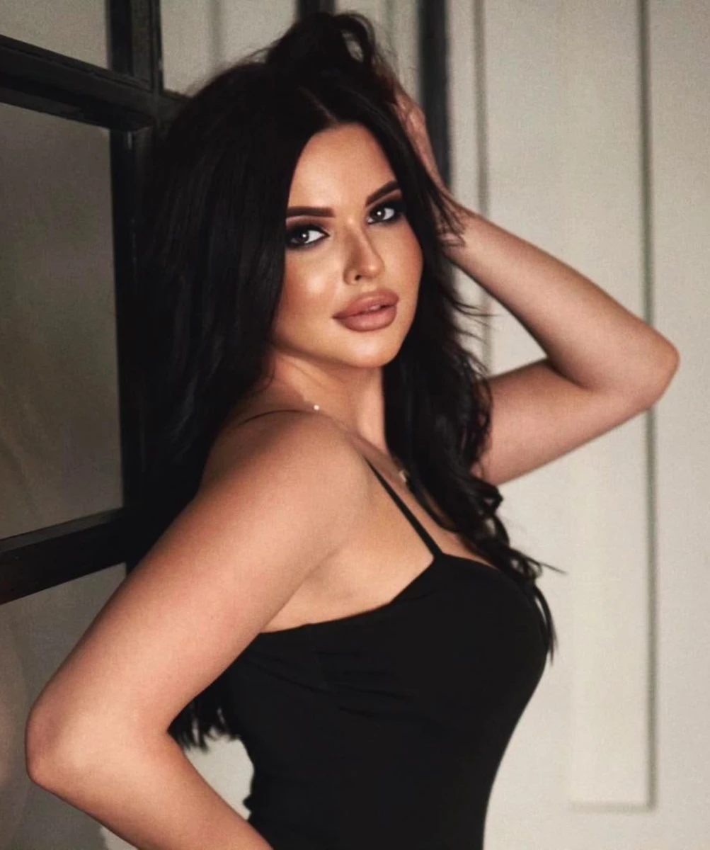 Valerie escort in Milan